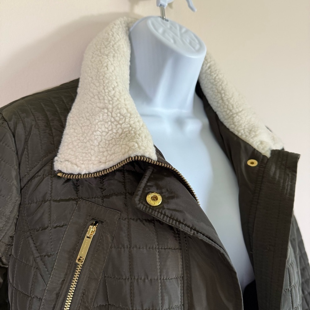 NWT Michael Kors Women’s Quilted Anorak Coat Dark Green Moss Gold Hardware M - Picture 3 of 14